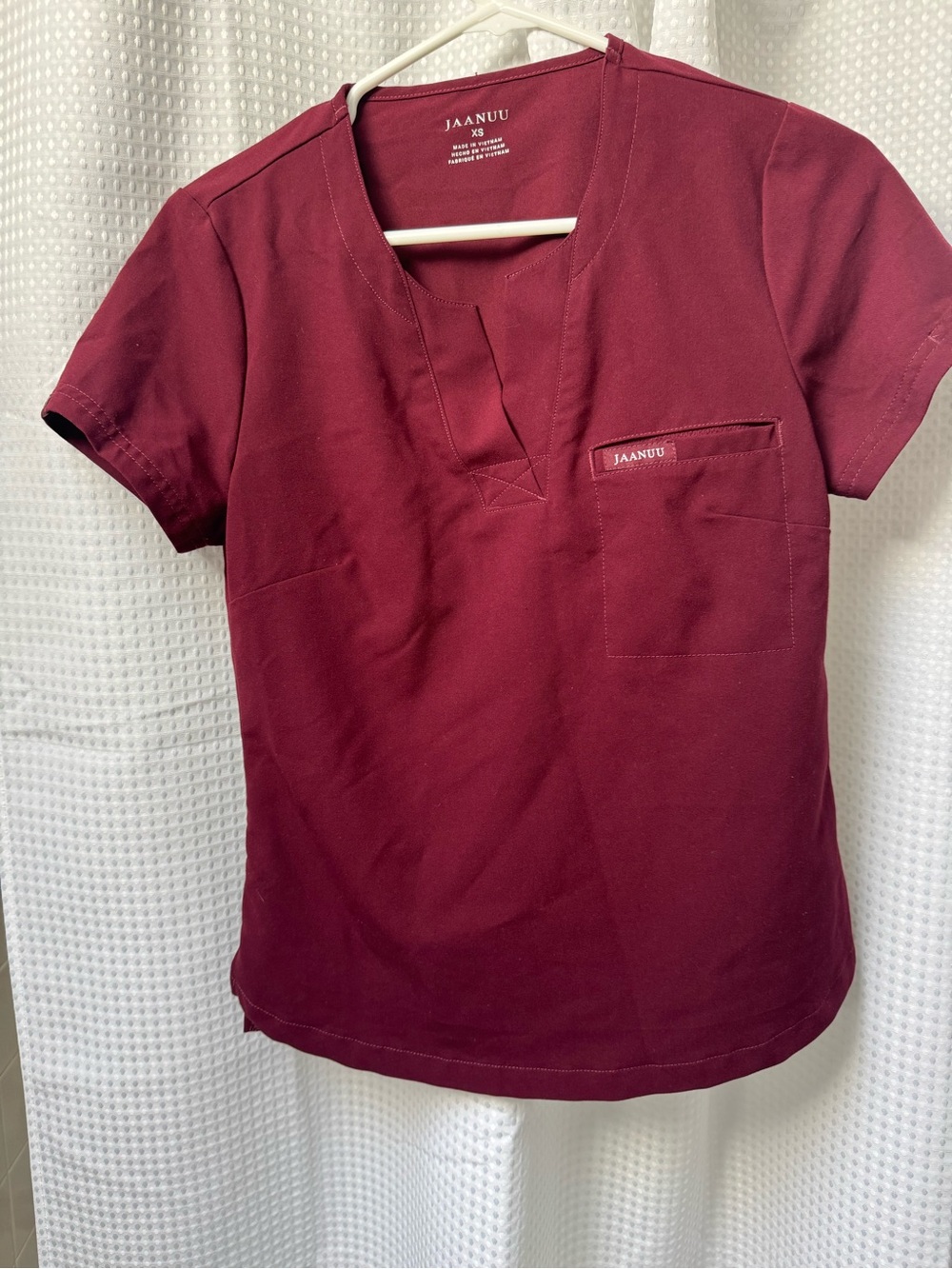 JAANUU‎ XS Burgundy Medical Top